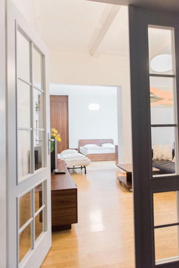 Lion Apartments In Historical Center, Bratislava Old Town Exterior foto