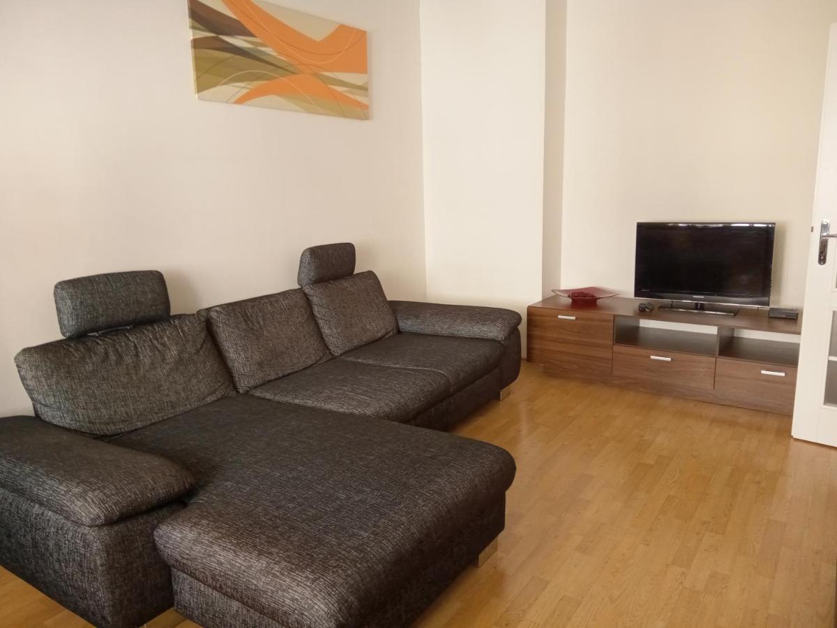 Lion Apartments In Historical Center, Bratislava Old Town Exterior foto